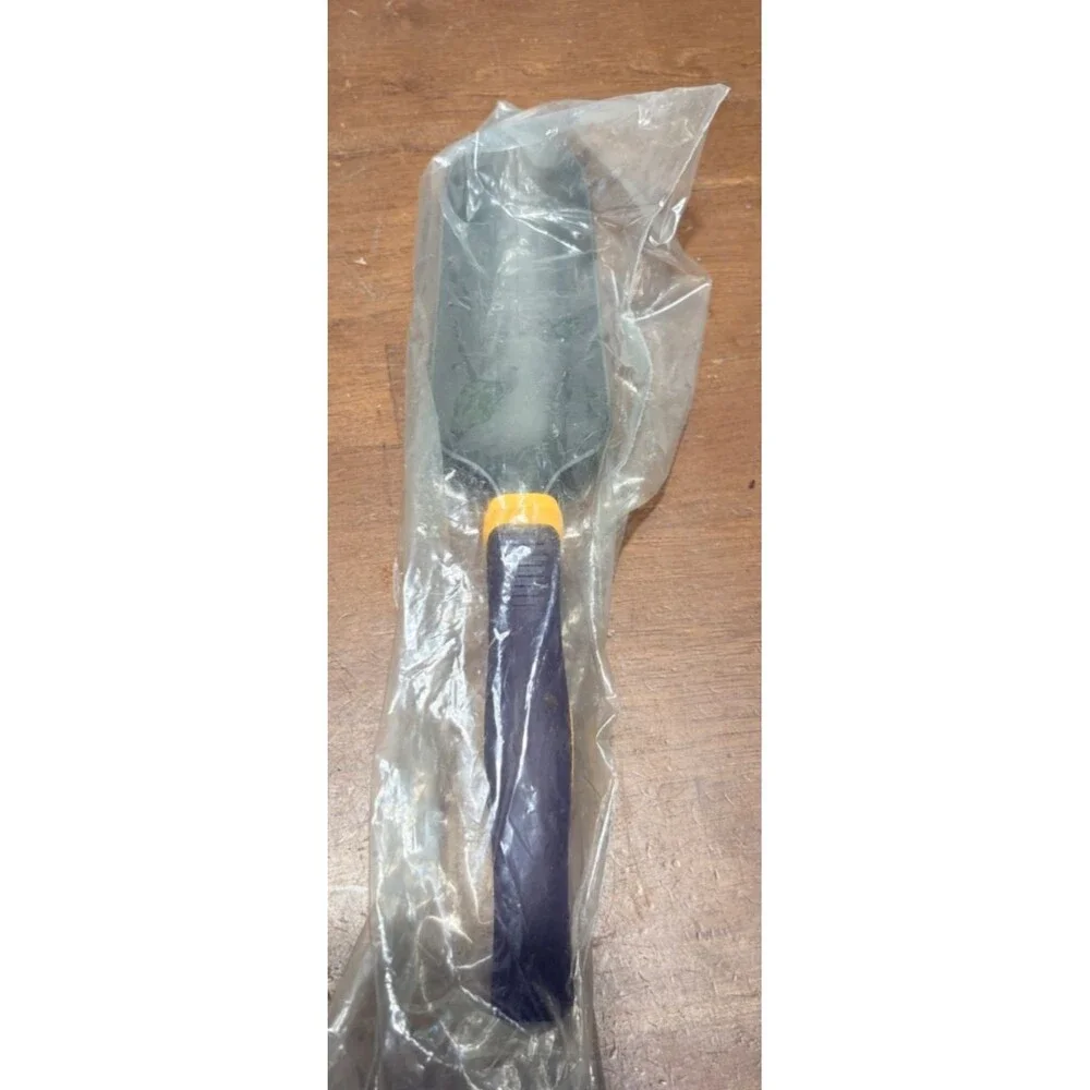 Cutco Garden Tool hand Trowel Stainless Steel  2.25” narrow scoop width New NOS